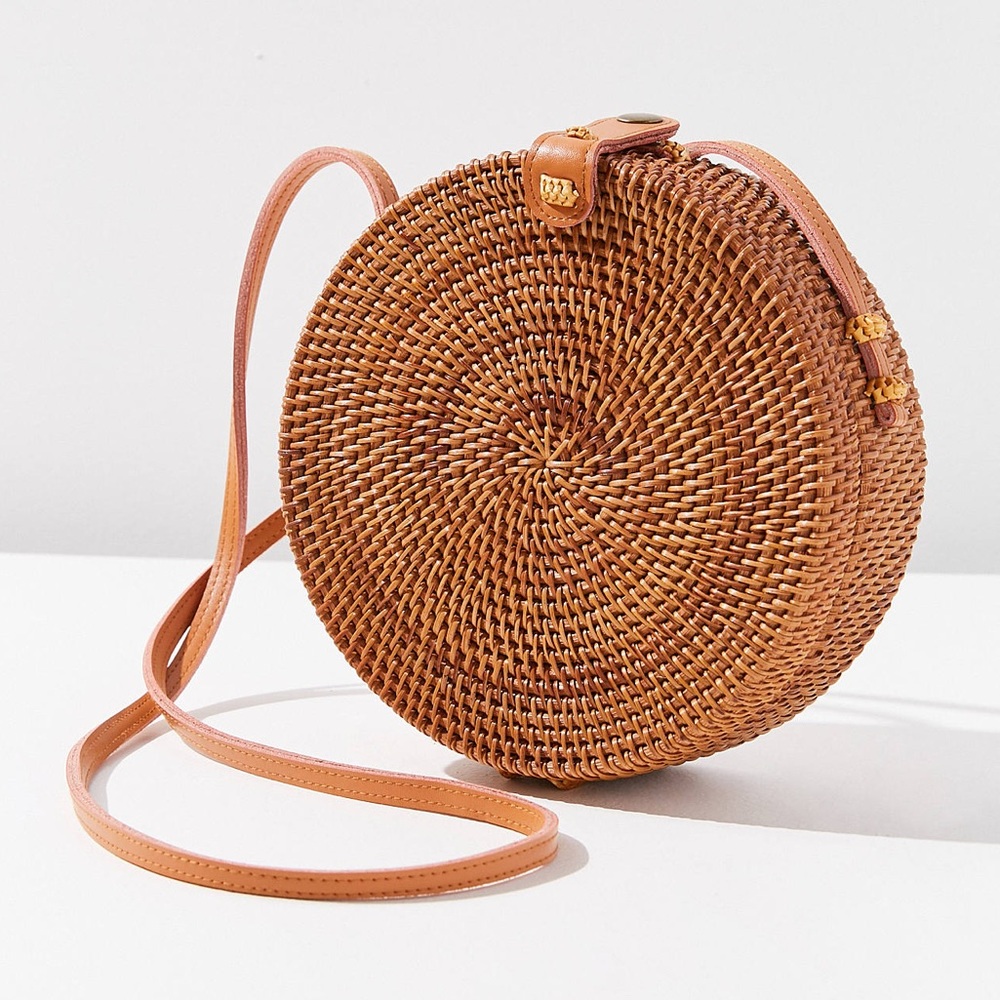 NWOT Urban Outfitters Circle Straw Crossbody Bag - One Size